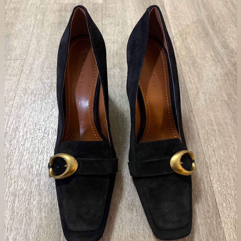 Coach Jade Pump in Black Suede Gold Buckle Accent Size 10